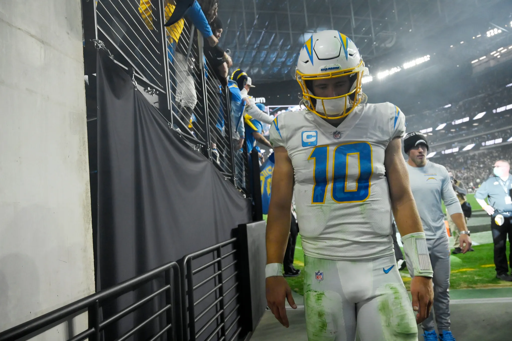 The Chargers’ Season Is Unravelling, and Justin Herbert Is at the Centre of It